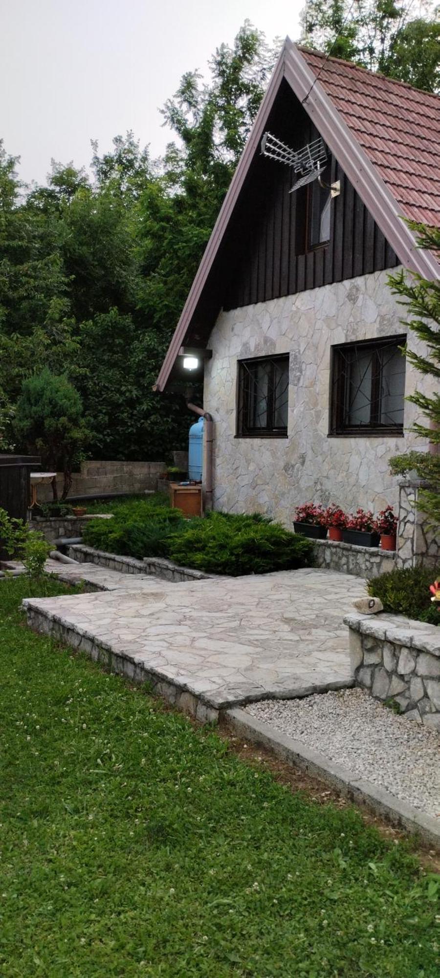 Vikendica Harun Hébergement de vacances *